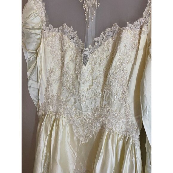 Unbranded Vintage Chapagne Embellished. Wedding Dress - Medium - Picture 3 of 17